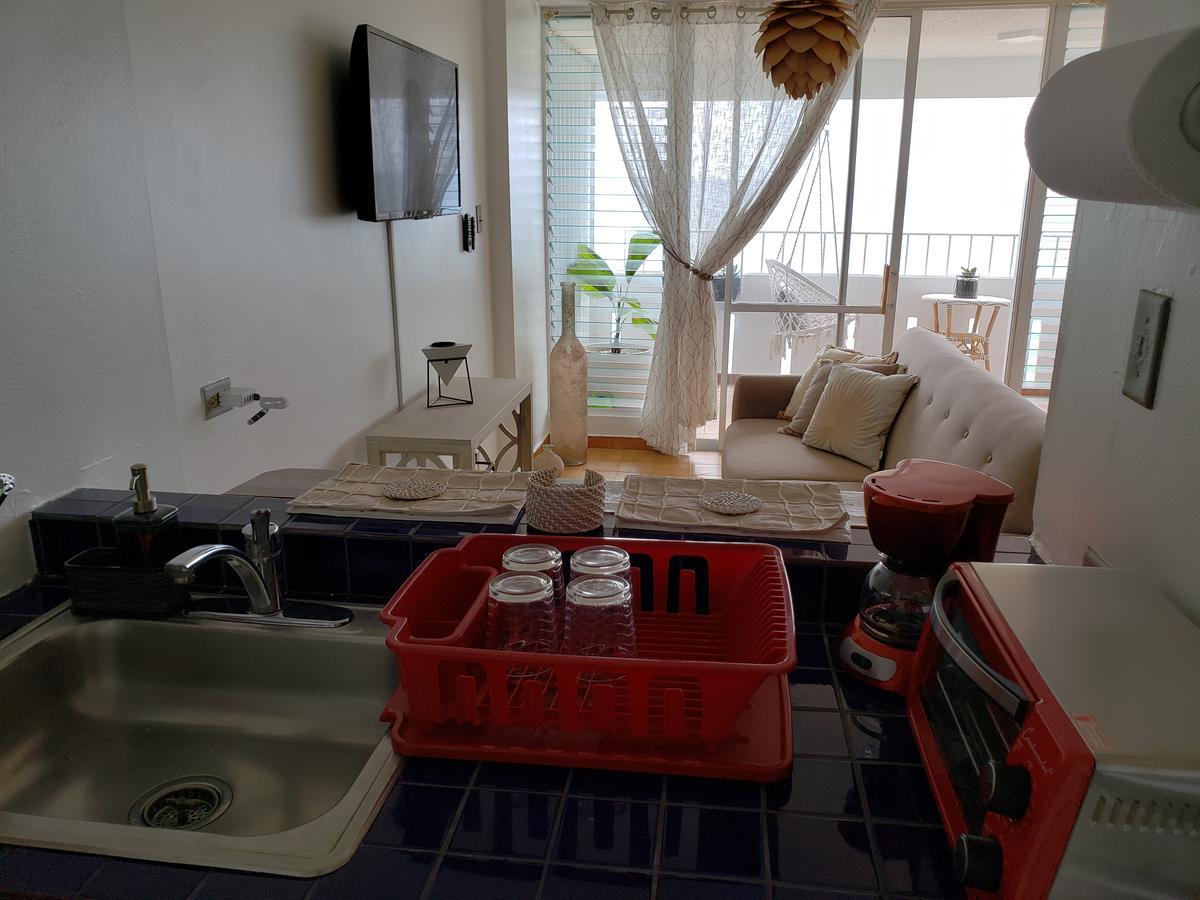 Gorgeous Beach Front Studio With Electricity Water Ac ลูควิโญ ภายนอก รูปภาพ
